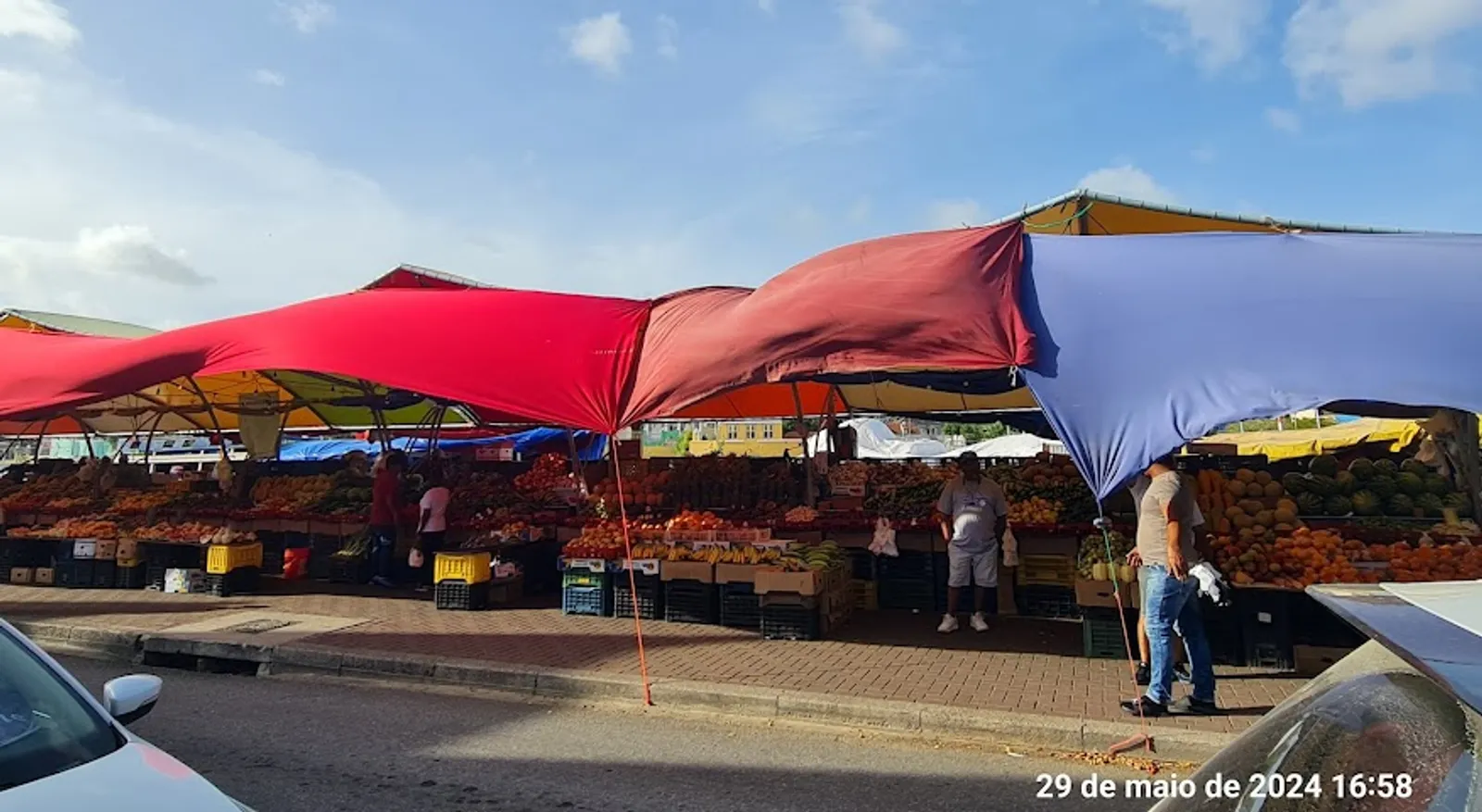 Floating Market