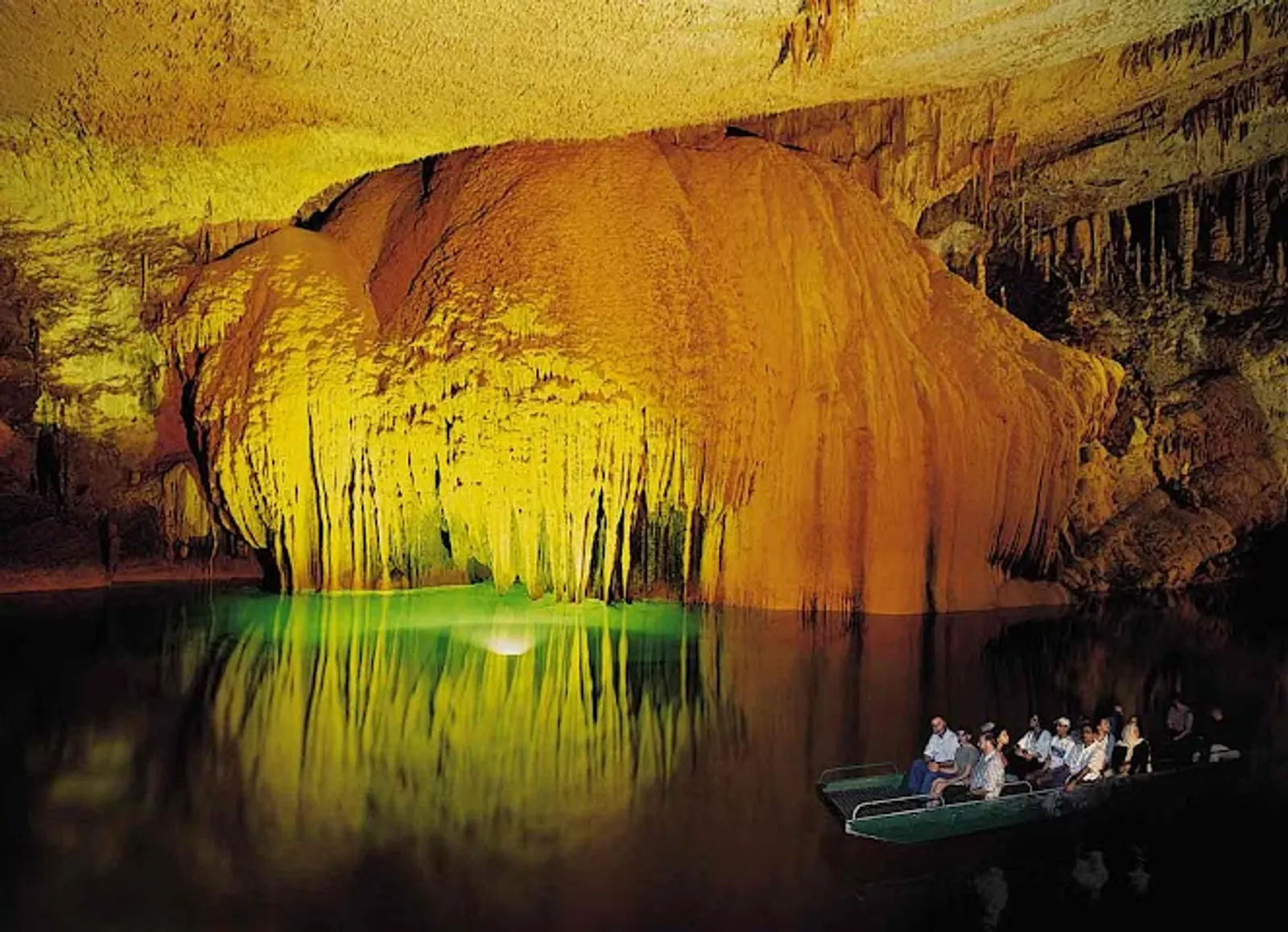 Jeita Grotto